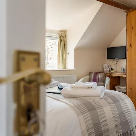 The Royal Oak Inn 3*