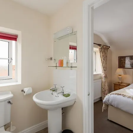 Inn The Royal Oak 3*
