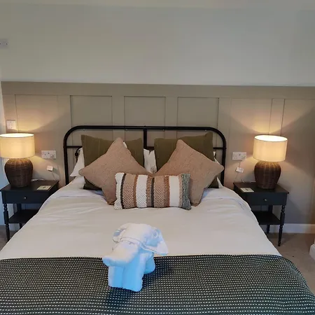 The Royal Oak Inn 3*
