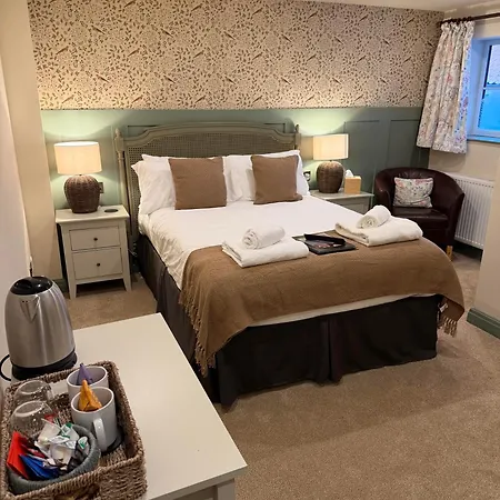 The Royal Oak Inn 3*