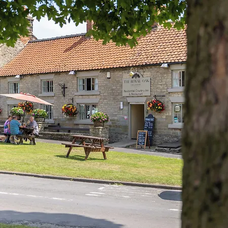 The Royal Oak Inn 3*