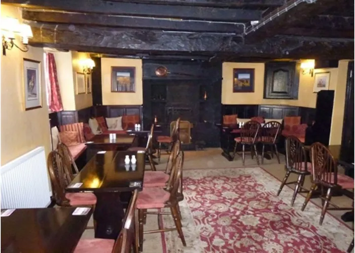 The Royal Oak 3*