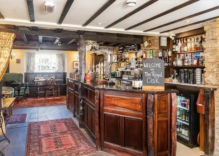 The Royal Oak Inn 3*