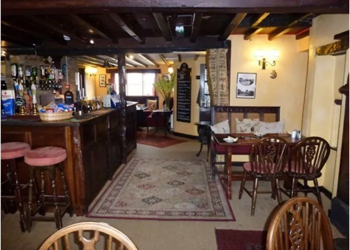 The Royal Oak 3*